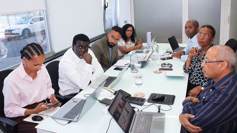 ARAP Recebe Delegação do BAD para Avaliar o Progresso do Projeto E-Procurement